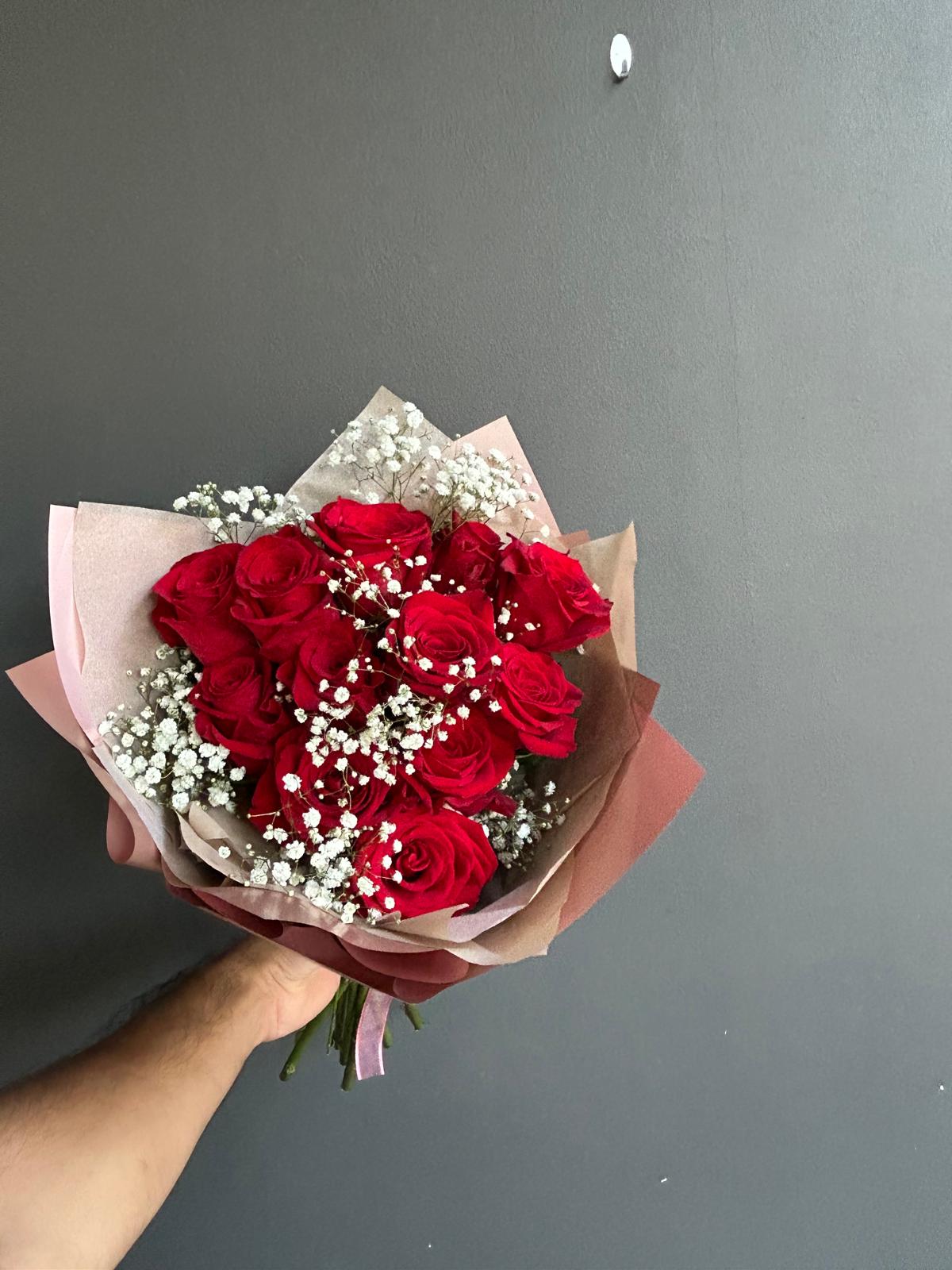 Ramo de Rosas Rojas - Imagen 2